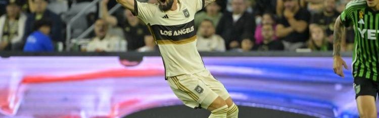 和博格巴法甲会合？队报：里尔想将吉鲁带回法甲，年薪300万欧元