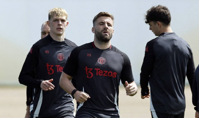 50年最差曼联！卢克·肖灵魂拷问全队，球迷泪目：红魔还有救吗？