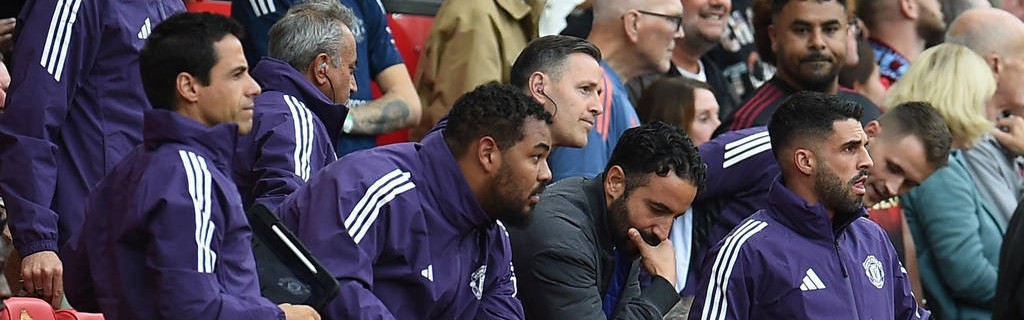 利物浦名宿：若非阿莫林有魅力长得帅 他早被曼联解雇了