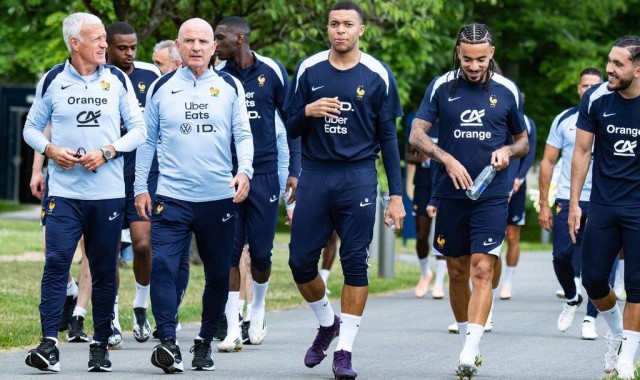 里昂死里逃生！法甲25/26赛季日程出炉，18队激战谁主沉浮？