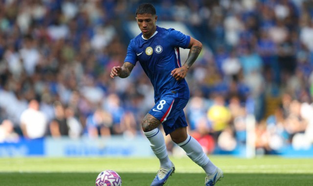 切尔西豪掷4000万英镑签下曼联新星加纳乔：青训巅峰交易震撼足坛