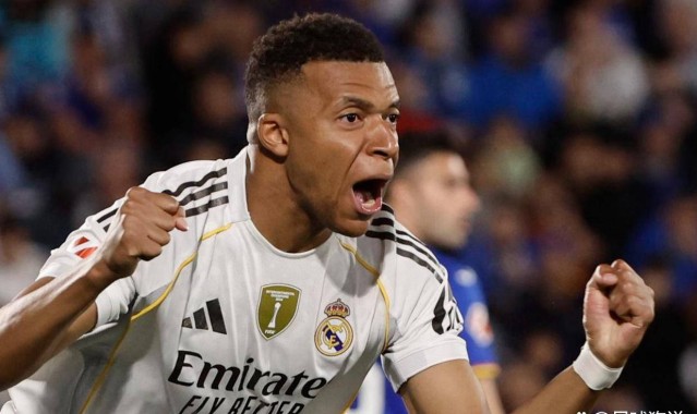 姆巴佩：11场15球，领跑射手榜，身价却不及亚马尔