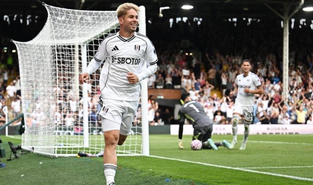 阿莫林死守三中卫害惨曼联！史密斯罗“德甲LOGO”绝平，枪手旧将梦回北伦敦