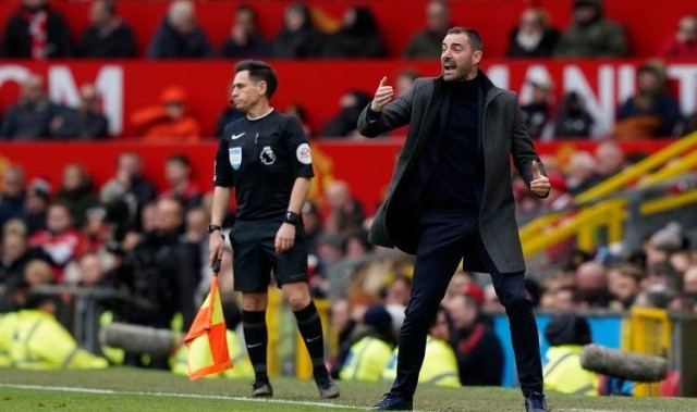 天空：前赫尔城主帅赛列斯是接替怀尔德出任谢菲联主帅的热门人选