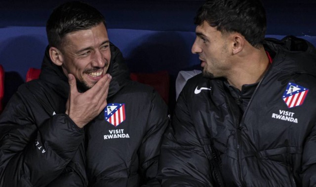 零封神组合！维维安+帕雷德斯让竞技防线固若金汤，连续两场零失球创佳绩