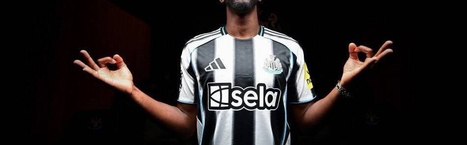 英超4豪门压哨变脸引爆新赛季！曼联豪赌曼城换门，利物浦F4诞生