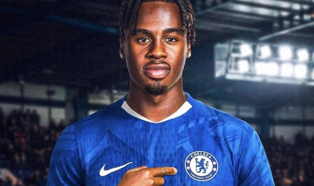 转会费2.5亿欧！德甲3名伪球星现形：加盟英超30场0球，昙花一现