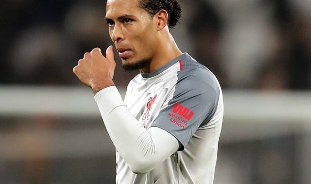 连续两场失误！昔日世一卫状态下滑，利物浦防线谁是顶梁柱？