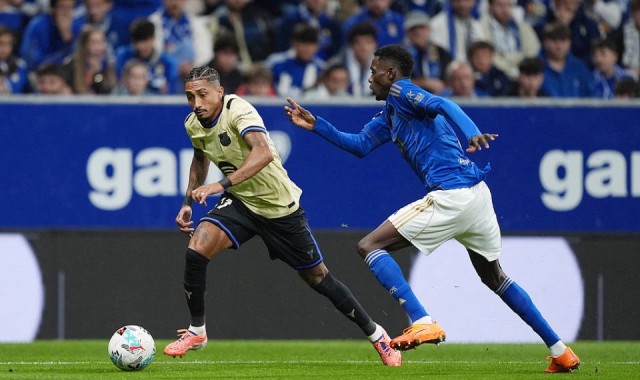 巴萨胜利阴云密布！拉菲尼亚受伤，欧冠前景蒙上阴影