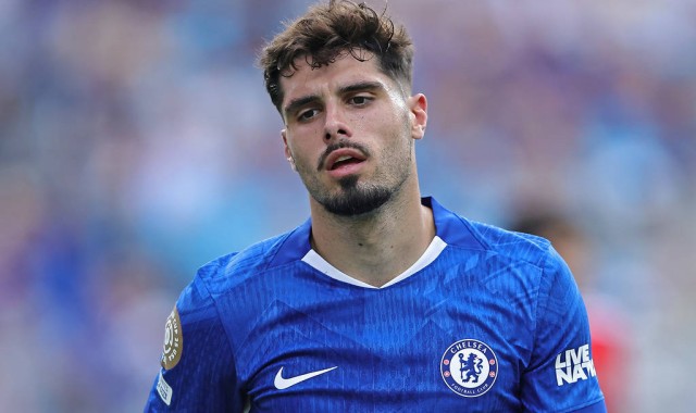 阿森纳与切尔西达成协议：马杜埃克转会背后的战略博弈