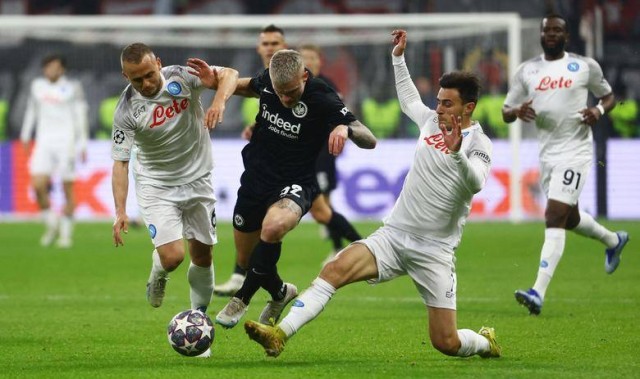 德甲激战！法兰克福主场迎不来梅，谁能打破积分僵局？