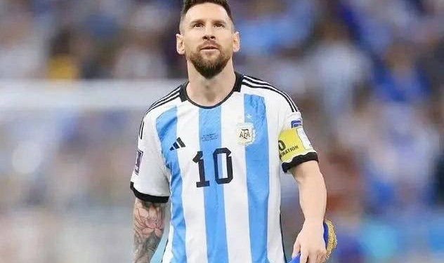 梅西创造神话！榜首37次小组赛100%晋级，C罗连续三次止步