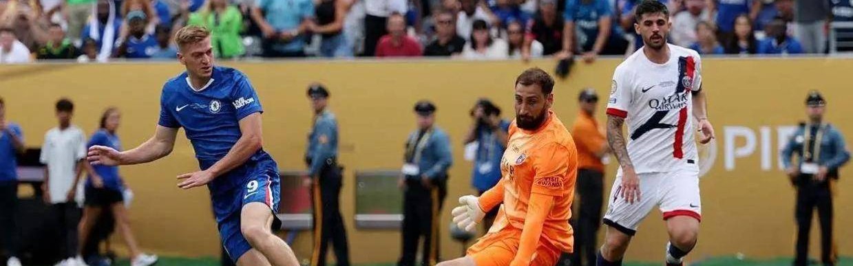 天下无敌神话被切尔西打破后，大巴黎不自信了，要买两名神锋