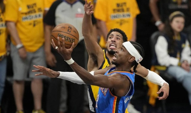 SGA24分哈利伯顿22+11+9 步行者胜雷霆总分2-1