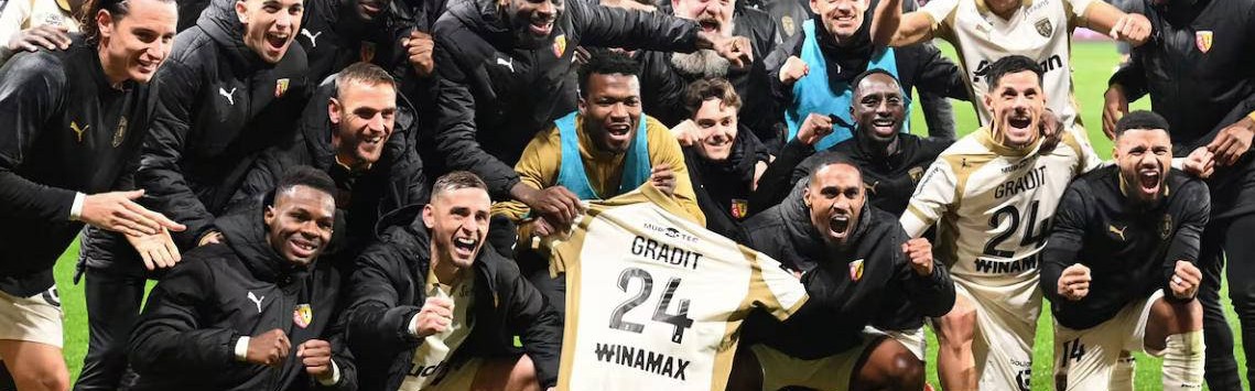 21年后再登法甲榜首！平民俱乐部朗斯能否撼动巴黎圣日耳曼霸权？