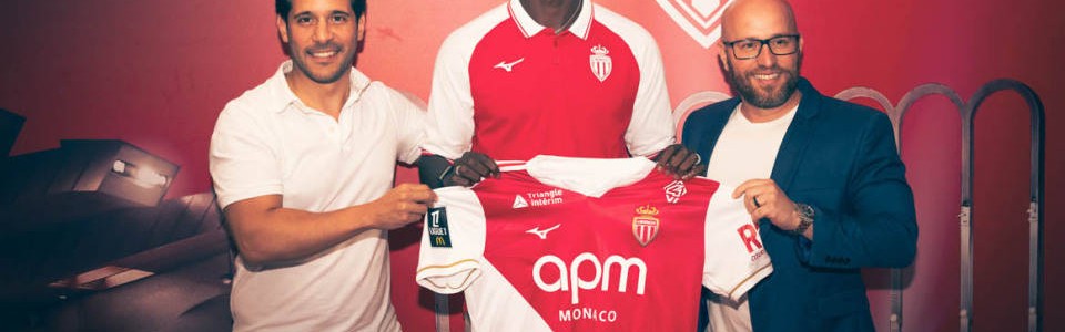 32岁博格巴，加盟法甲亚军，签约时崩溃痛哭，服药遭禁赛两年无球可踢