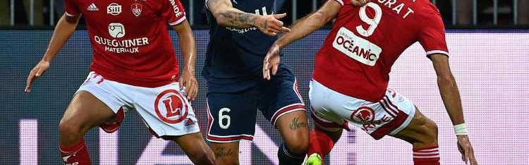 法甲对决：梅斯主场迎战斯特拉斯，排名相近争胜欲强