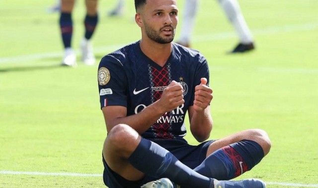 2-2！6-5！大巴黎9分钟2球斩热刺，加冕5冠王，登贝莱的金球稳了