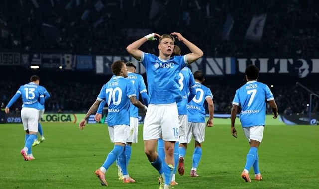 霍伊伦德双响破荒！那不勒斯2-1力克尤文图斯