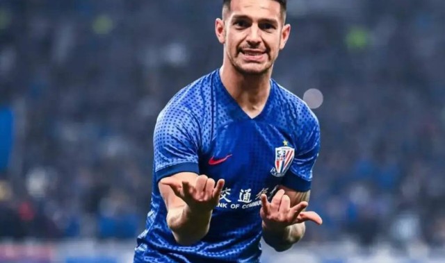 3-2！足协杯上海海港卫冕失败，没有中锋上海申花学阿森纳