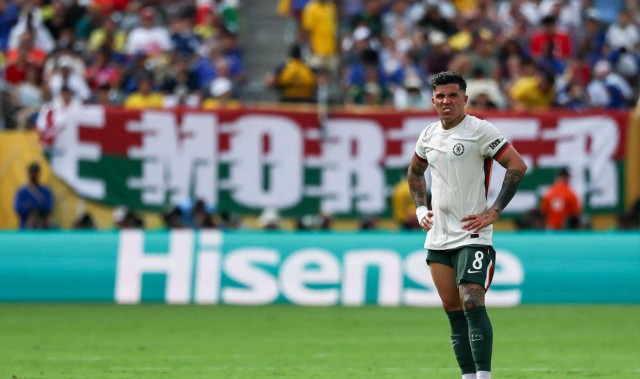 席尔瓦在弗鲁米嫩塞0比2败给切尔西的比赛中表现出色，球迷值得期待